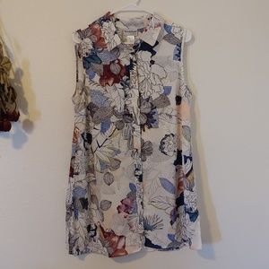 NWOT Floral Button Up Tank Blouse